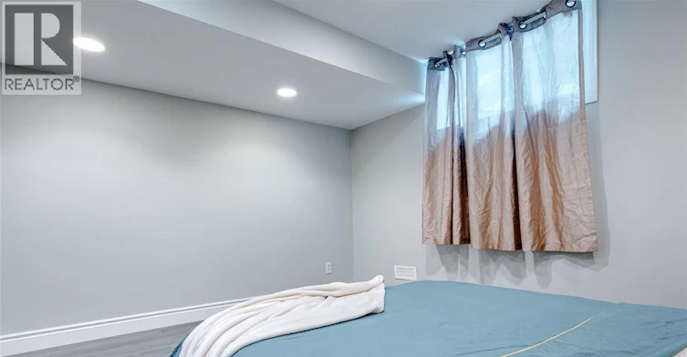 LOWER-824 Lake Trail, Windsor, ON, N9G 2M8 - 12