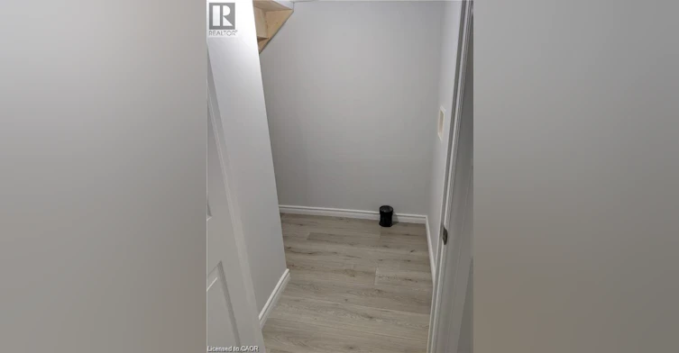 727 Thomas Slee Drive, Kitchener, ON, N2P 0J4 - 20