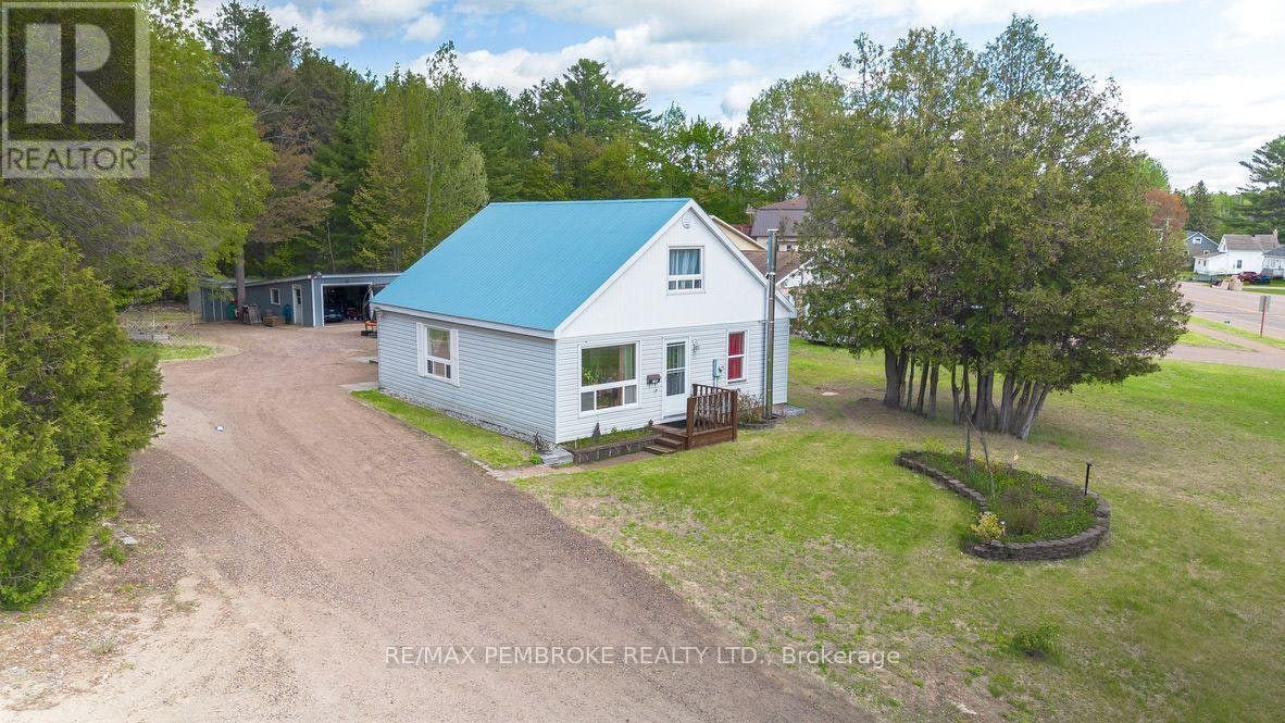 2185 Petawawa Boulevard, Petawawa, ON, K8A 7G8