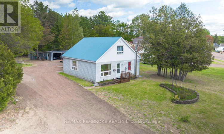 2185 Petawawa Boulevard