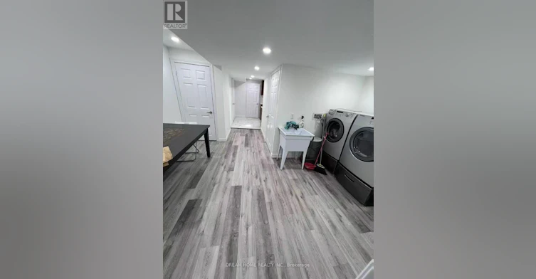 16 Brooklyn Crescent W, Markham, ON, L3P 7B9 - 7