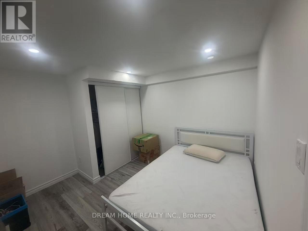 16 Brooklyn Crescent W, Markham, ON, L3P 7B9 - 8