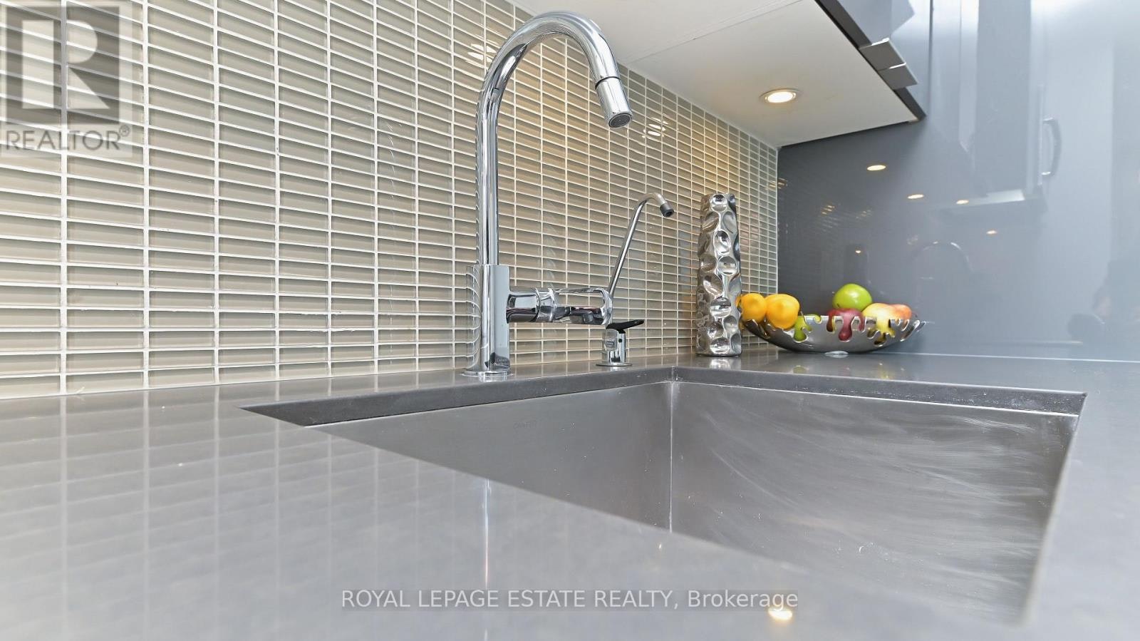 2901-33 Shore Breeze Drive, Toronto, ON, M8V 1A1 - 6