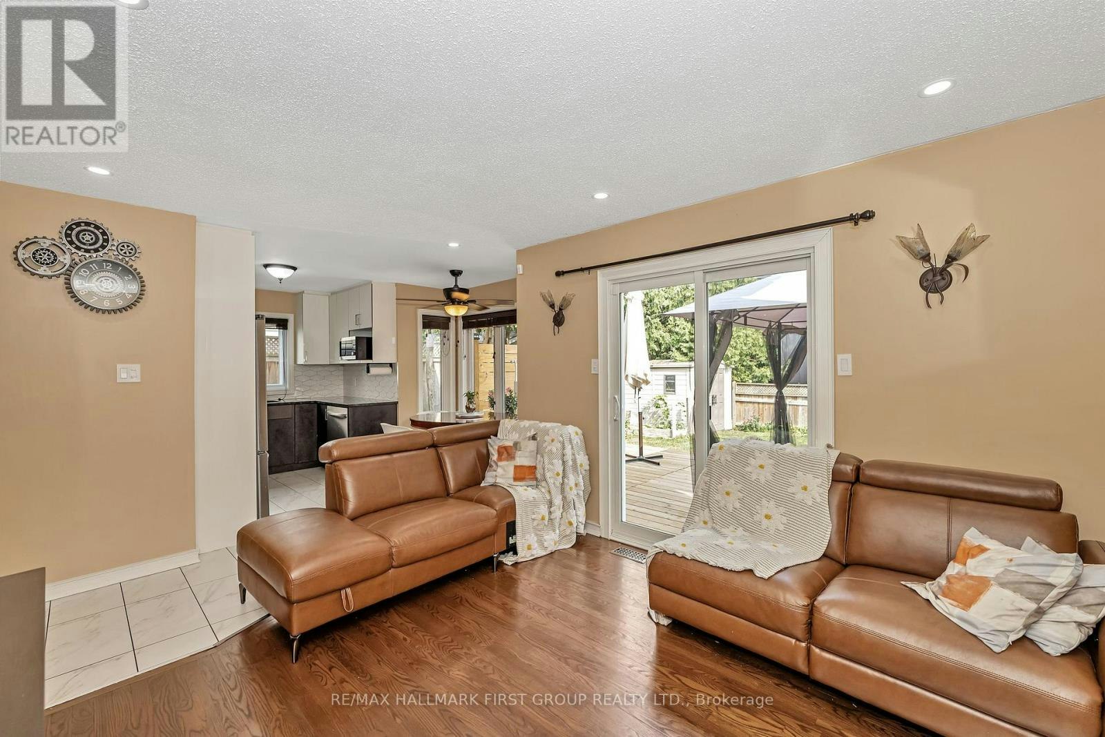 16 Hawley Crescent, Ottawa, ON, K2M 1T3 - 14