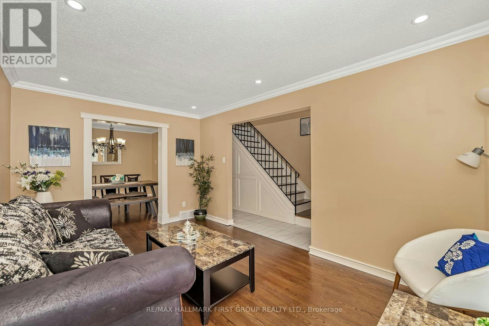 16 Hawley Crescent, Ottawa, ON, K2M 1T3 - 10