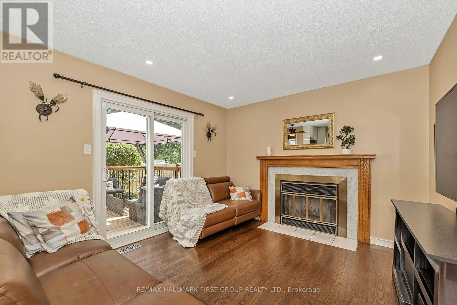 16 Hawley Crescent, Ottawa, ON, K2M 1T3 - 13