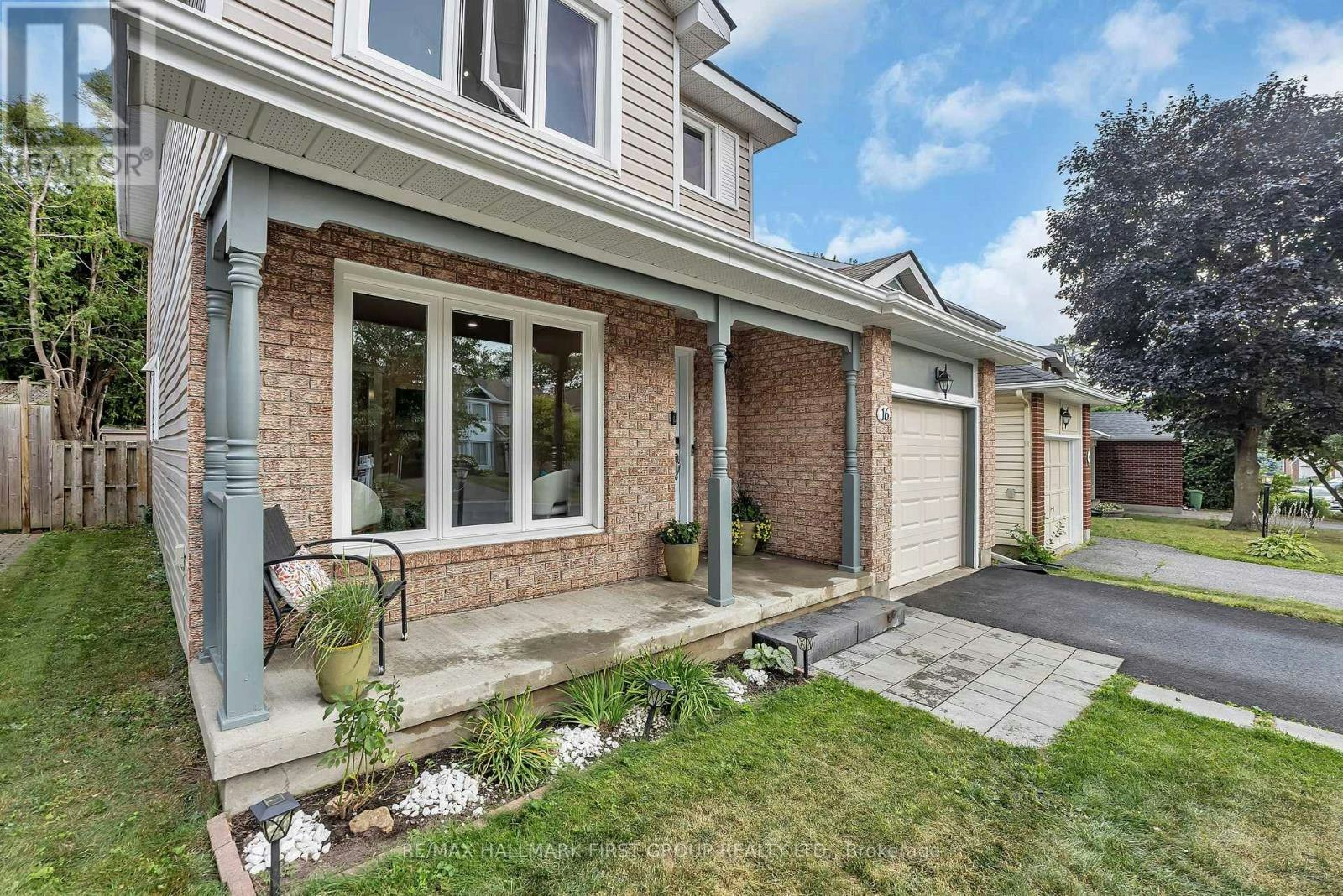 16 Hawley Crescent, Ottawa, ON, K2M 1T3 - 4