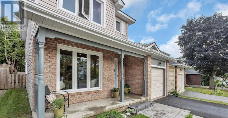 16 Hawley Crescent, Ottawa, ON, K2M 1T3 - 4