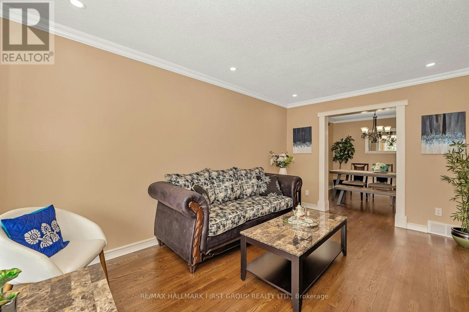 16 Hawley Crescent, Ottawa, ON, K2M 1T3 - 9