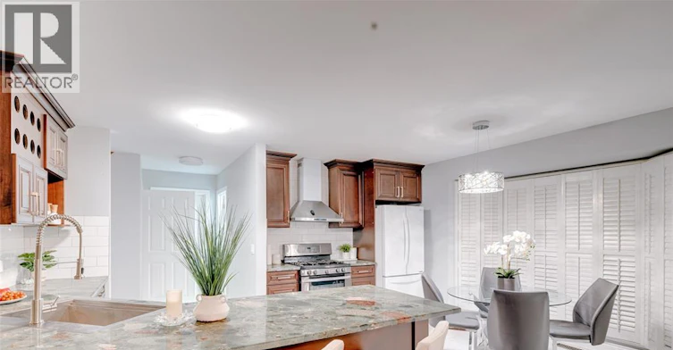 UPPER-824 Lake Trail, Windsor, ON, N9G 2M8 - 12