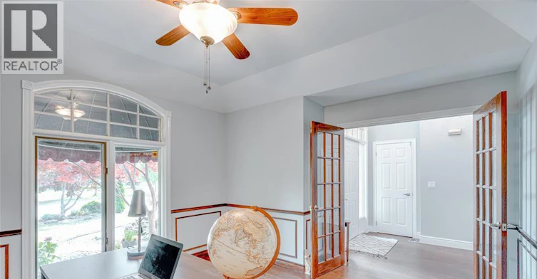 UPPER-824 Lake Trail, Windsor, ON, N9G 2M8 - 3