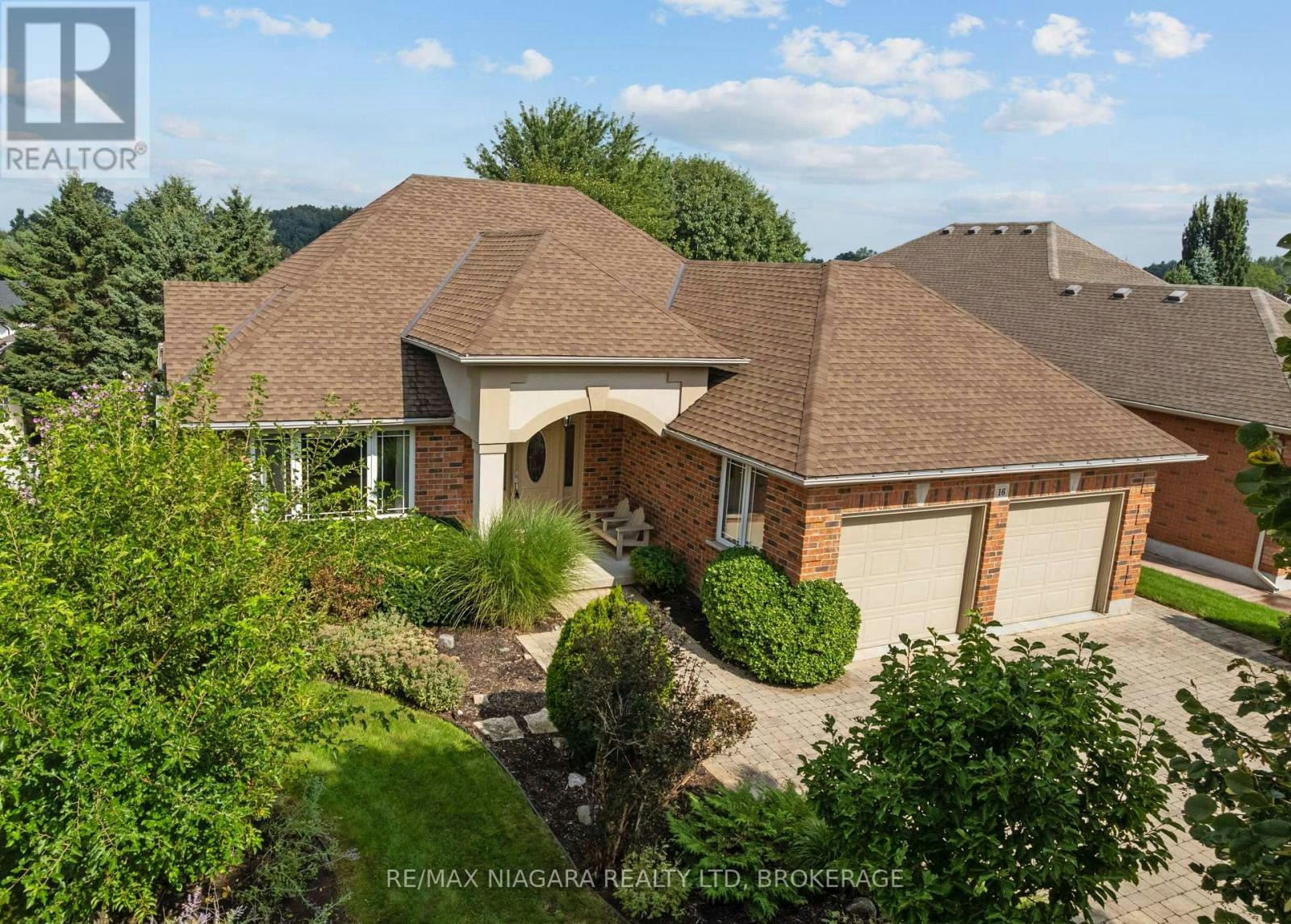16 Cherry Ridge Boulevard, Pelham, ON, L0S 1C0
