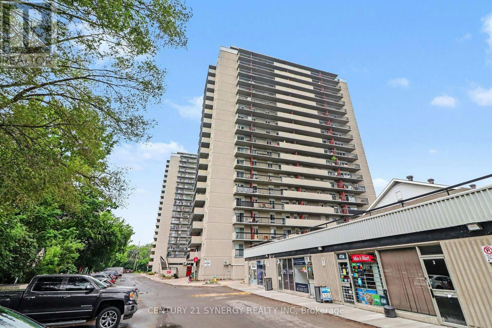 1202 158b Mcarthur Avenue, Ottawa, ON, K1L 8C9