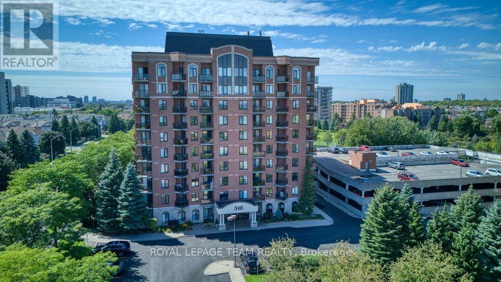 2H-310 Central Park Drive, Ottawa, ON, K2C 4G4