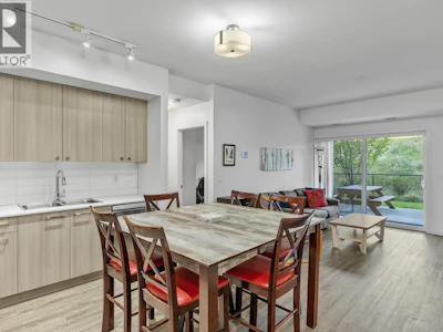 117-935 Academy Way - 3