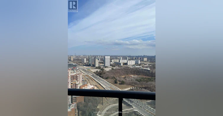 3707-30 Inn ON The Park Drive, Toronto, ON, M3C 0P7 - 10