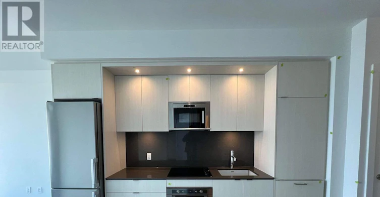 3707-30 Inn ON The Park Drive, Toronto, ON, M3C 0P7 - 9