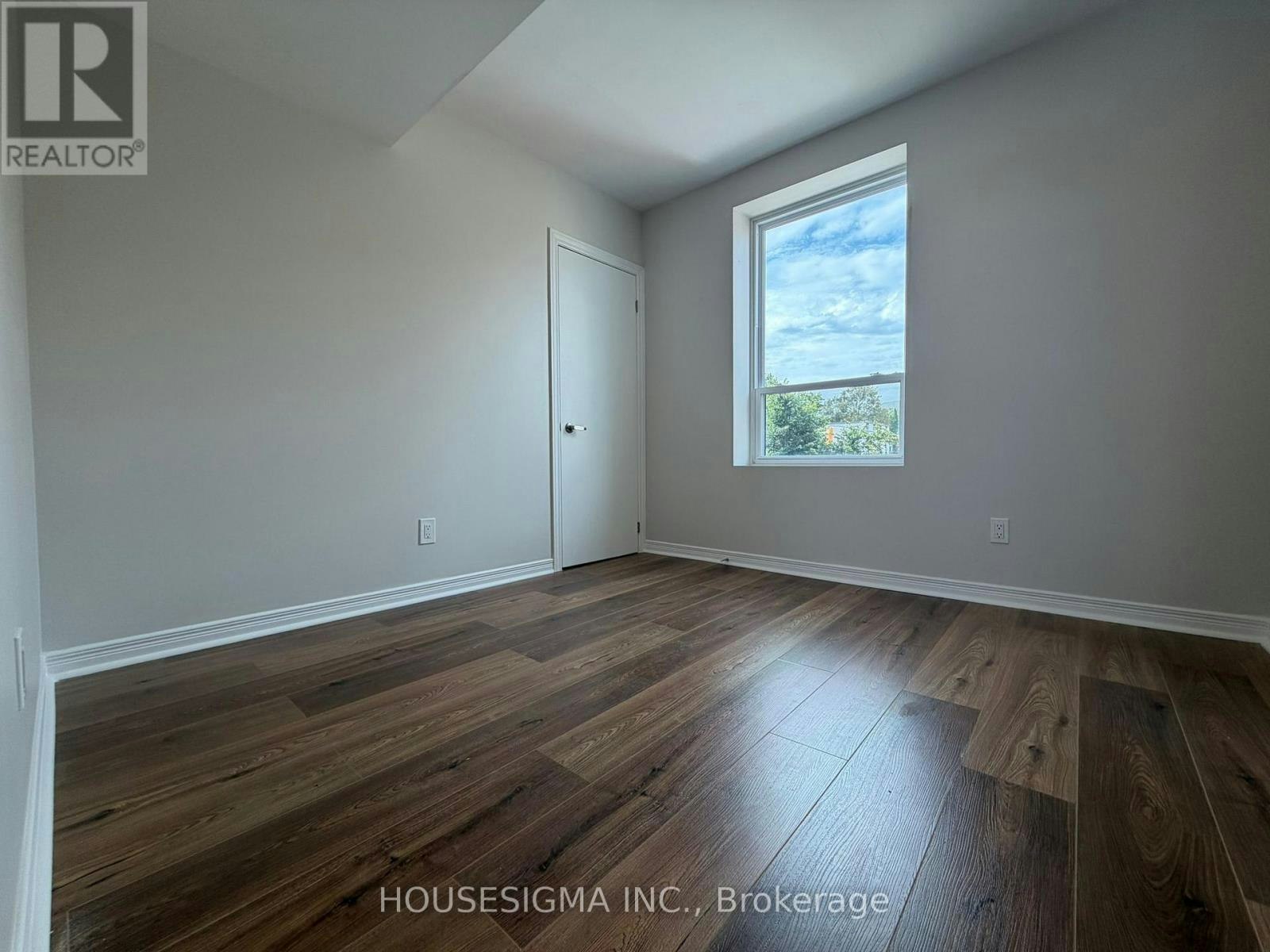 UPPER-28 West Street N, Orillia, ON, L3V 5B8 - 15