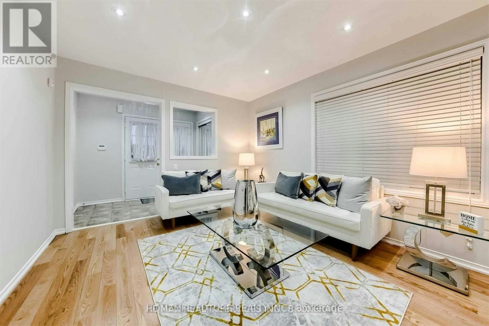 24 Oklahoma Drive, Brampton, ON, L6P 3J7