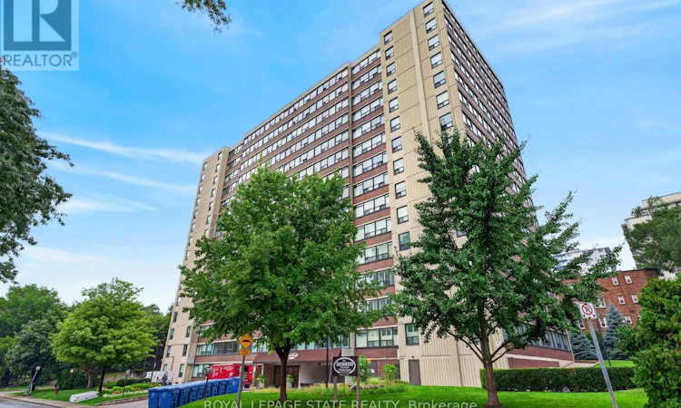 1106-120 Duke Street