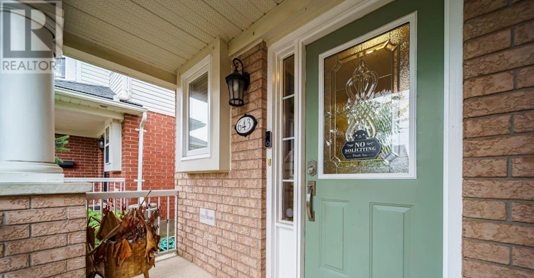 643 Bonavista Drive, Waterloo, ON, N2K 4B3 - 6