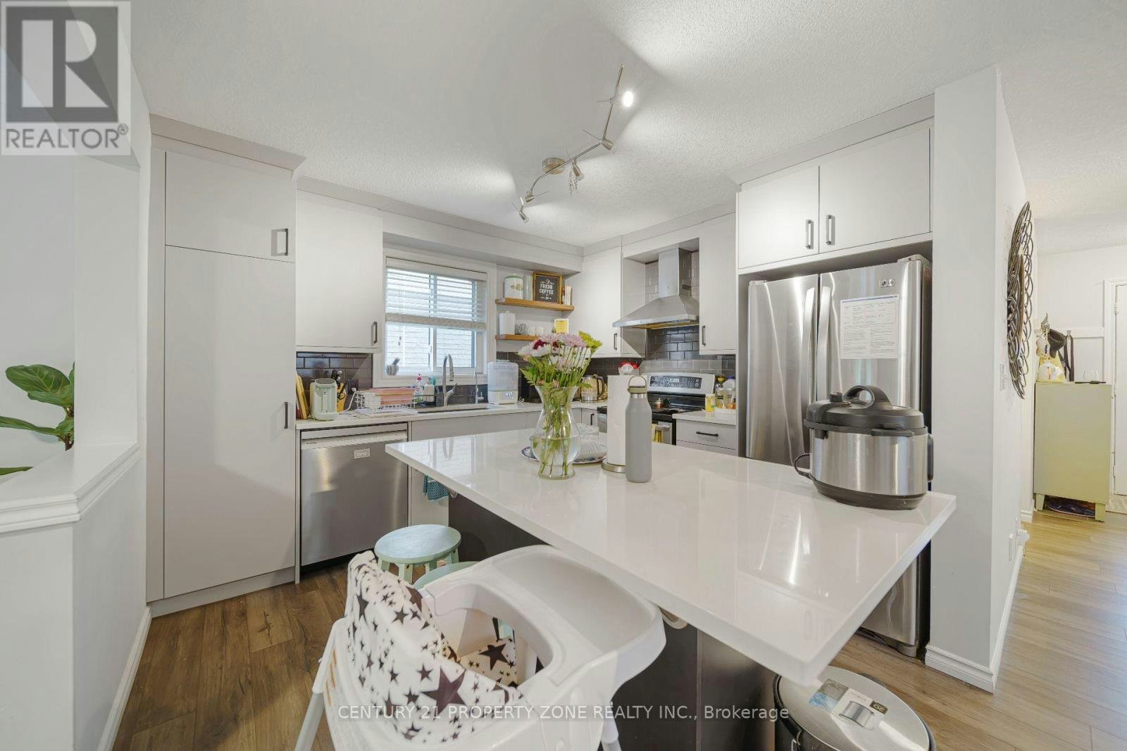 643 Bonavista Drive, Waterloo, ON, N2K 4B3 - 15