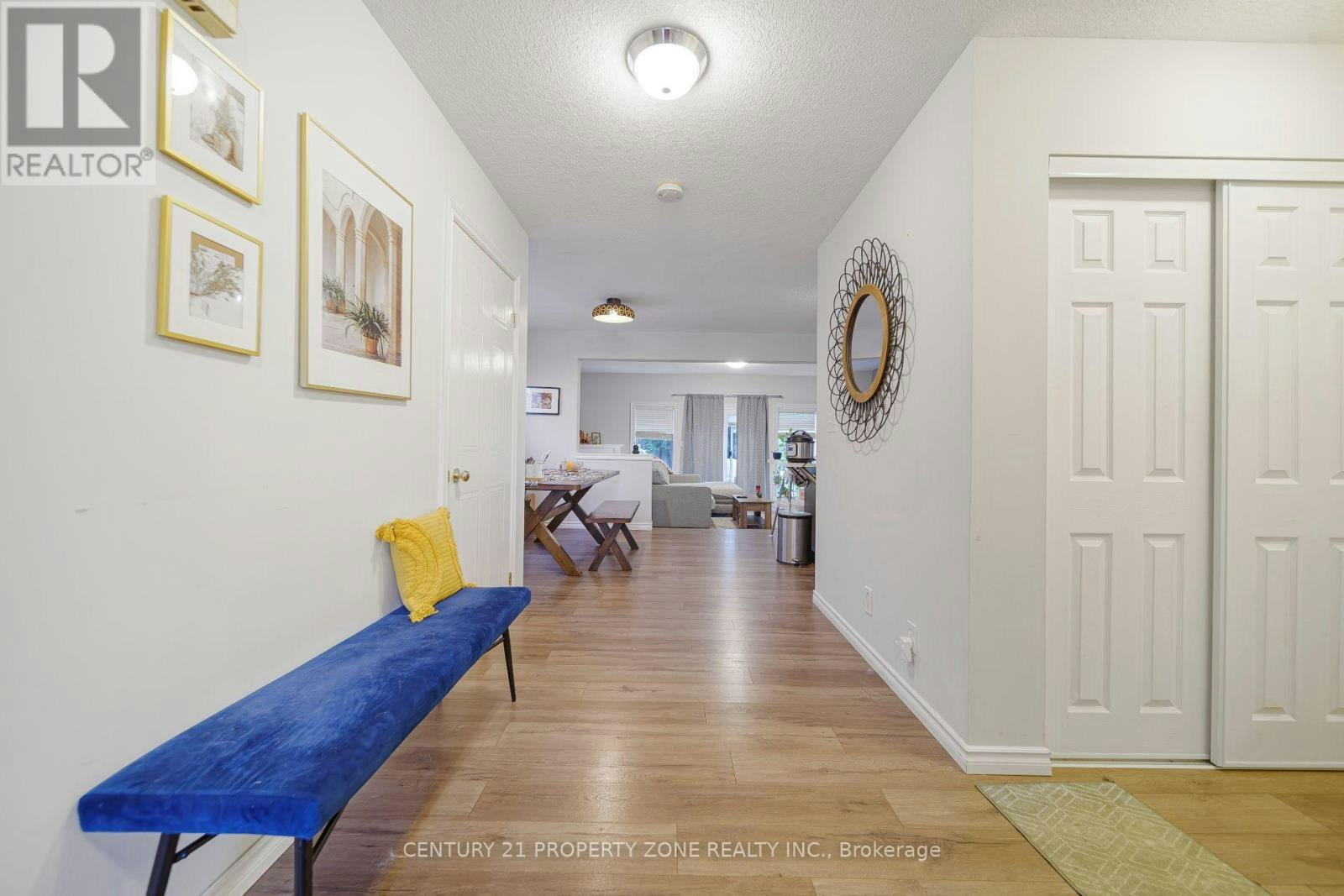 643 Bonavista Drive, Waterloo, ON, N2K 4B3 - 10