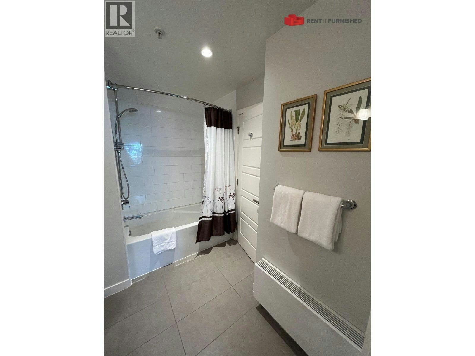 211-215 W 1st Street, Vancouver, BC, V5Y 1A6 - 4
