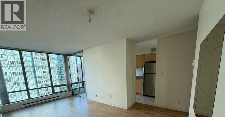 1108-1200 W Georgia Street, Vancouver, BC, V6E 4R2 - 4