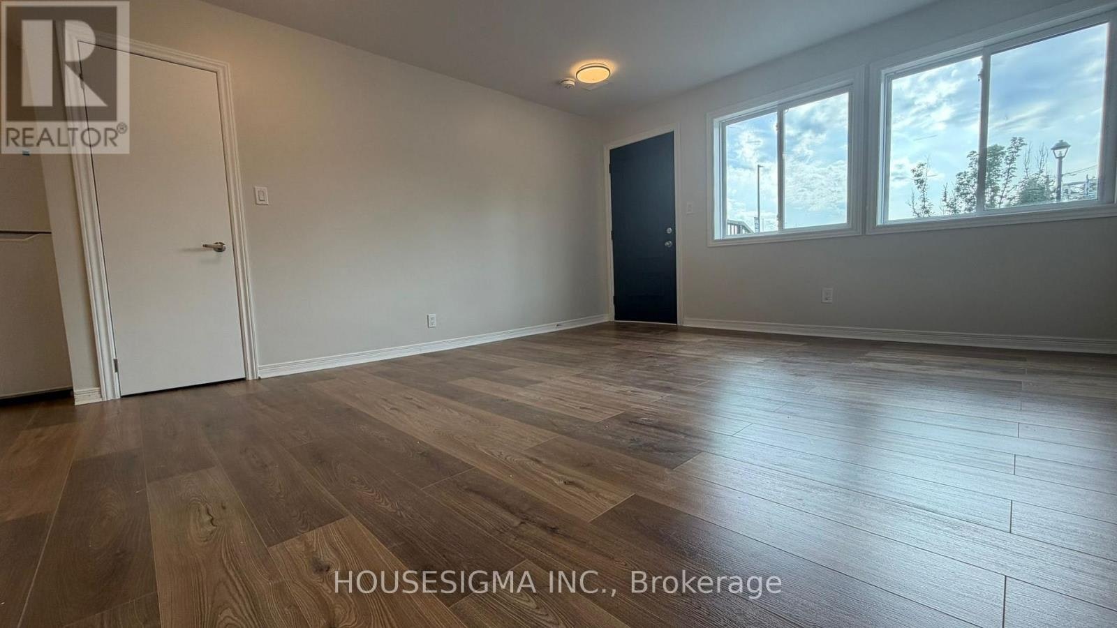 28 West Street N, Orillia, ON, L3V 5B8 - 6