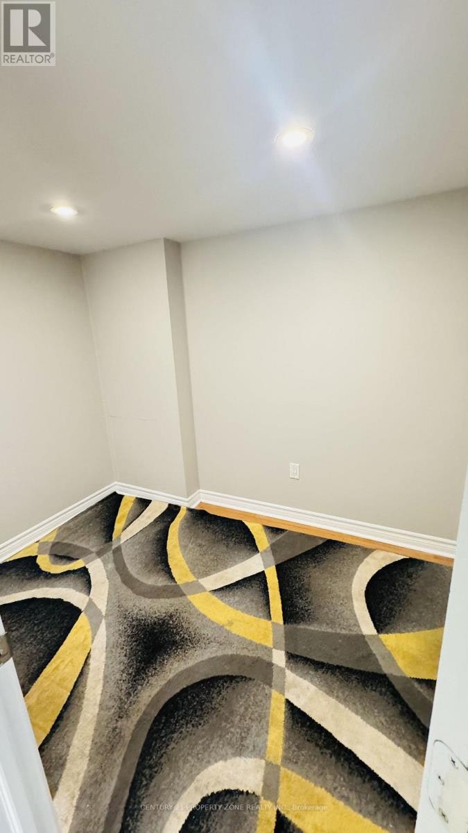 887 Bennett Boulevard, Milton, ON, L9T 6X5 - 4
