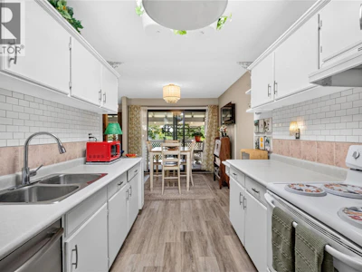 59-310 Yorkton Avenue - 4