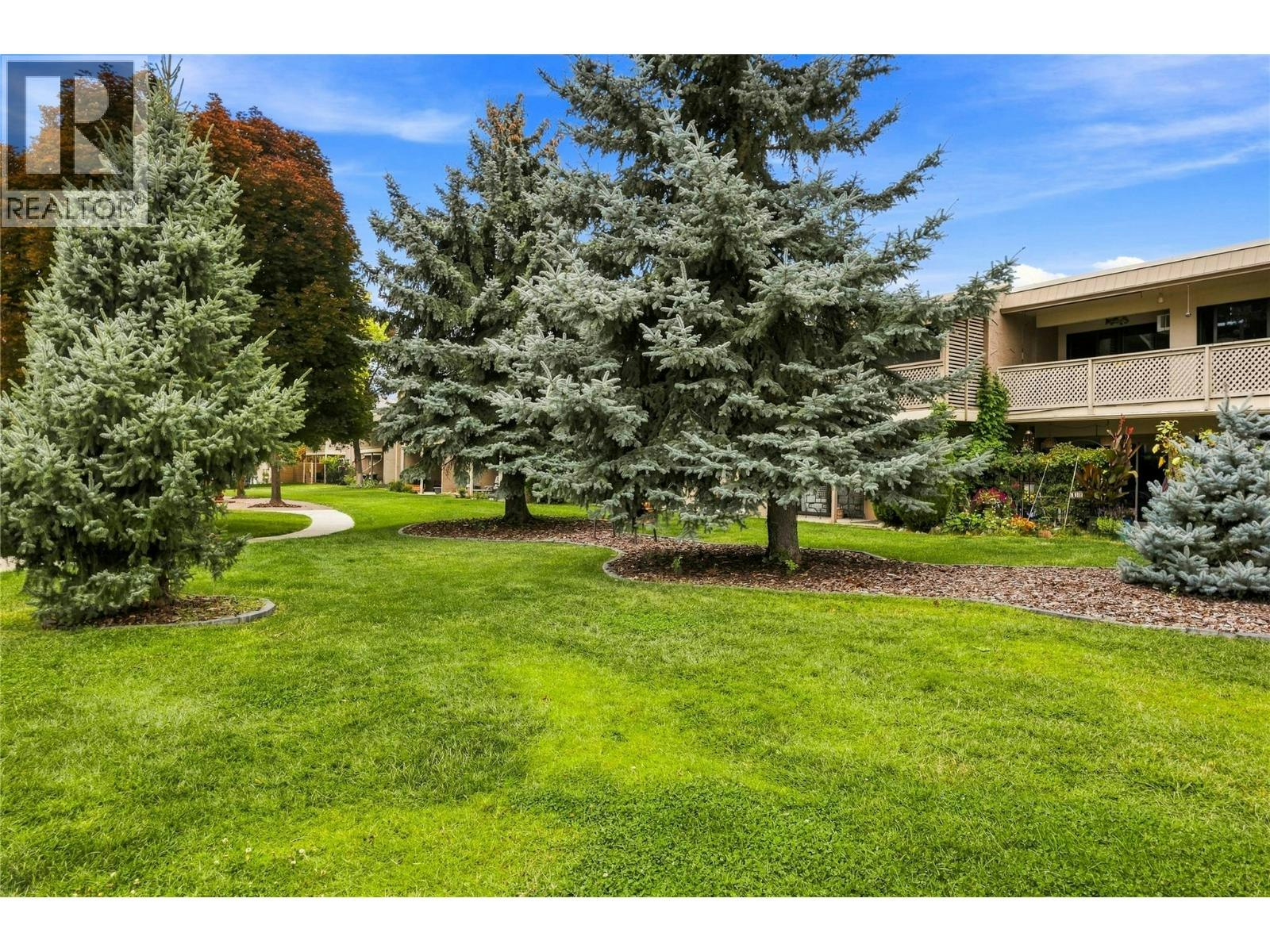 59-310 Yorkton Avenue, Penticton, BC, V2A 6Z8