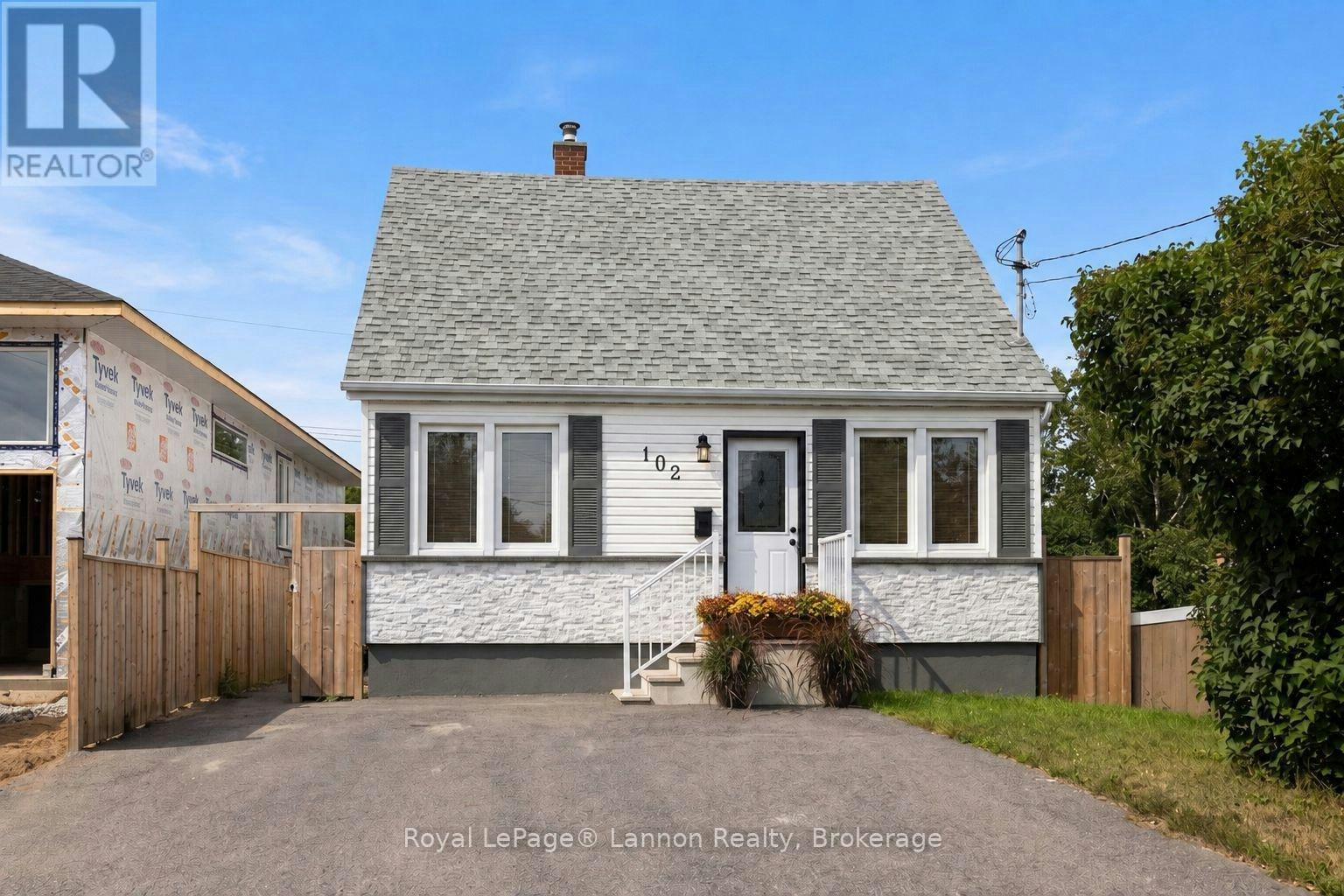 102 Bruce Street, Thunder Bay, ON, P7A 5W6
