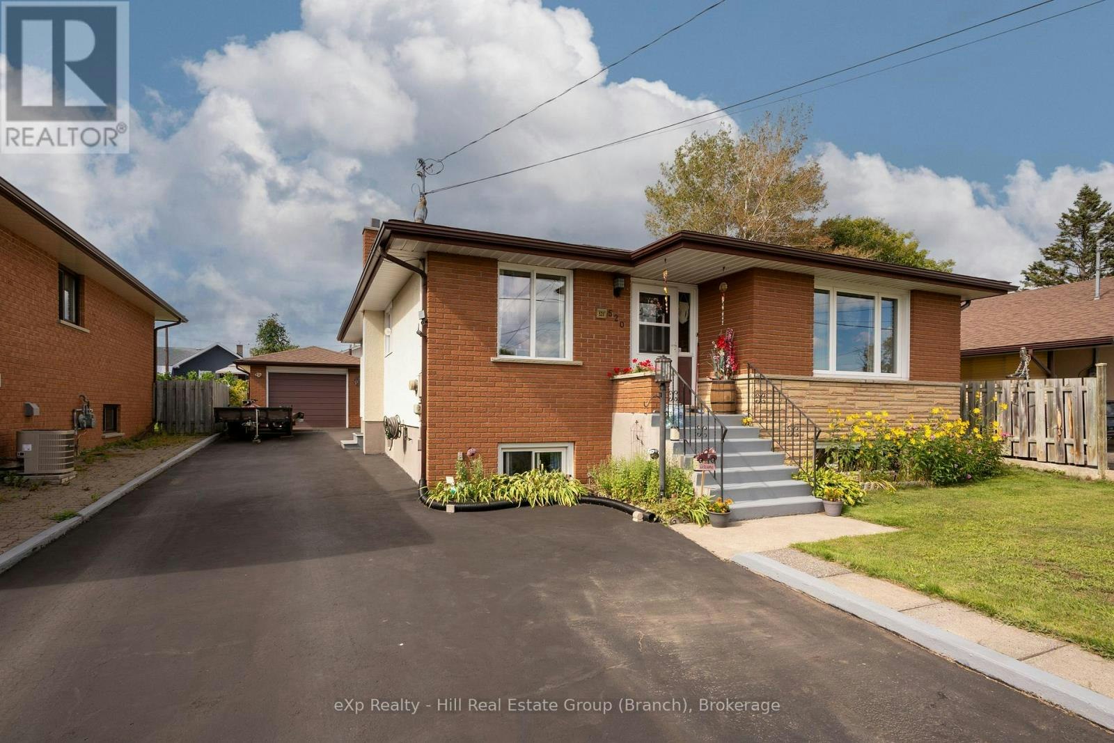 520 Dublin Avenue, Thunder Bay, ON, P7B 5A3