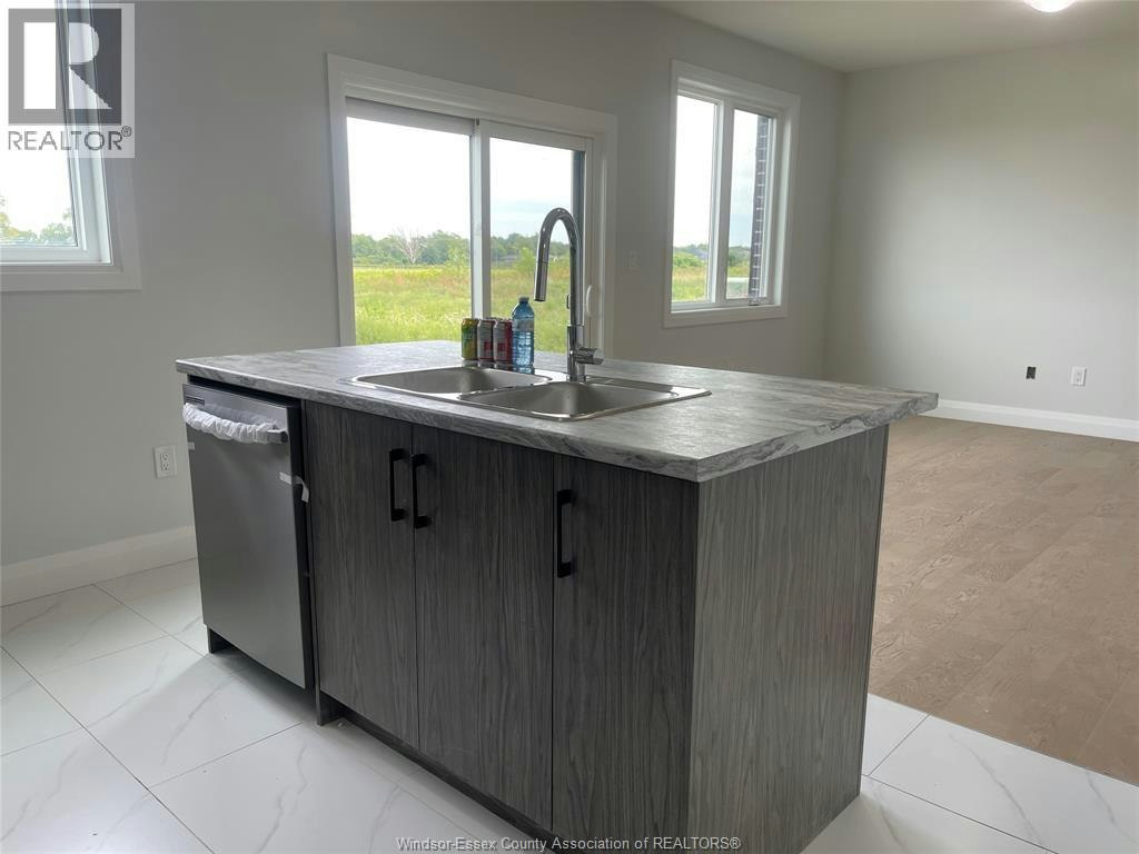 104 Eagle Street, Leamington, ON, N8H 0G5 - 5
