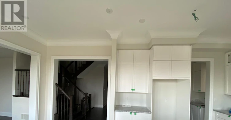 35 Gerden Drive, Richmond Hill, ON, L4S 1N6 - 3