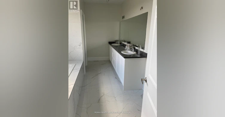 35 Gerden Drive, Richmond Hill, ON, L4S 1N6 - 11