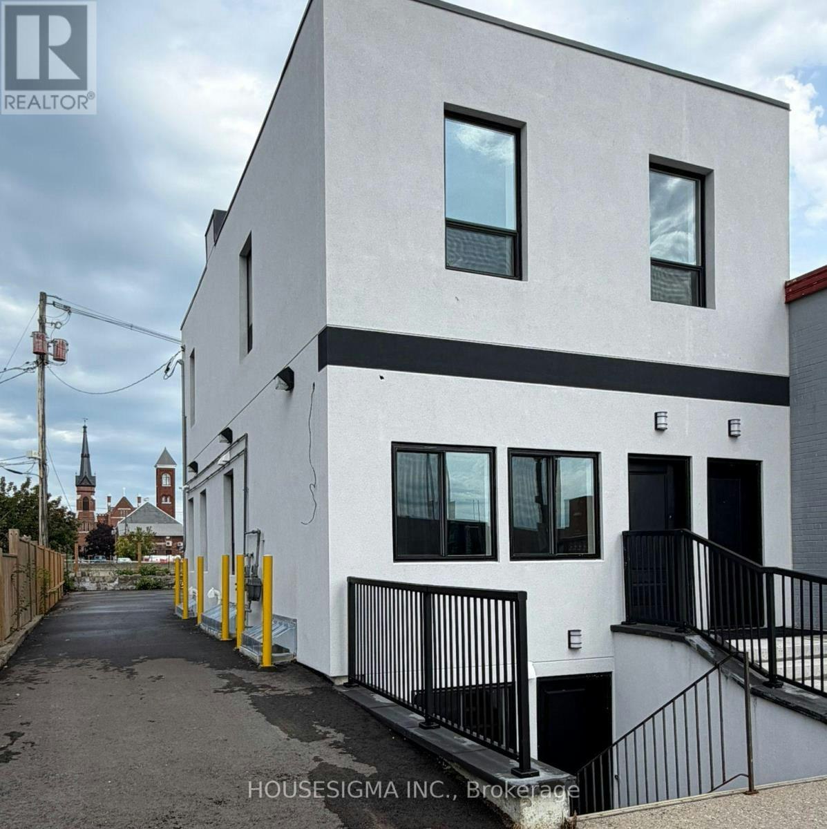 LOWER 28 Level West Street N, Orillia, ON, L3V 5B8 - 3