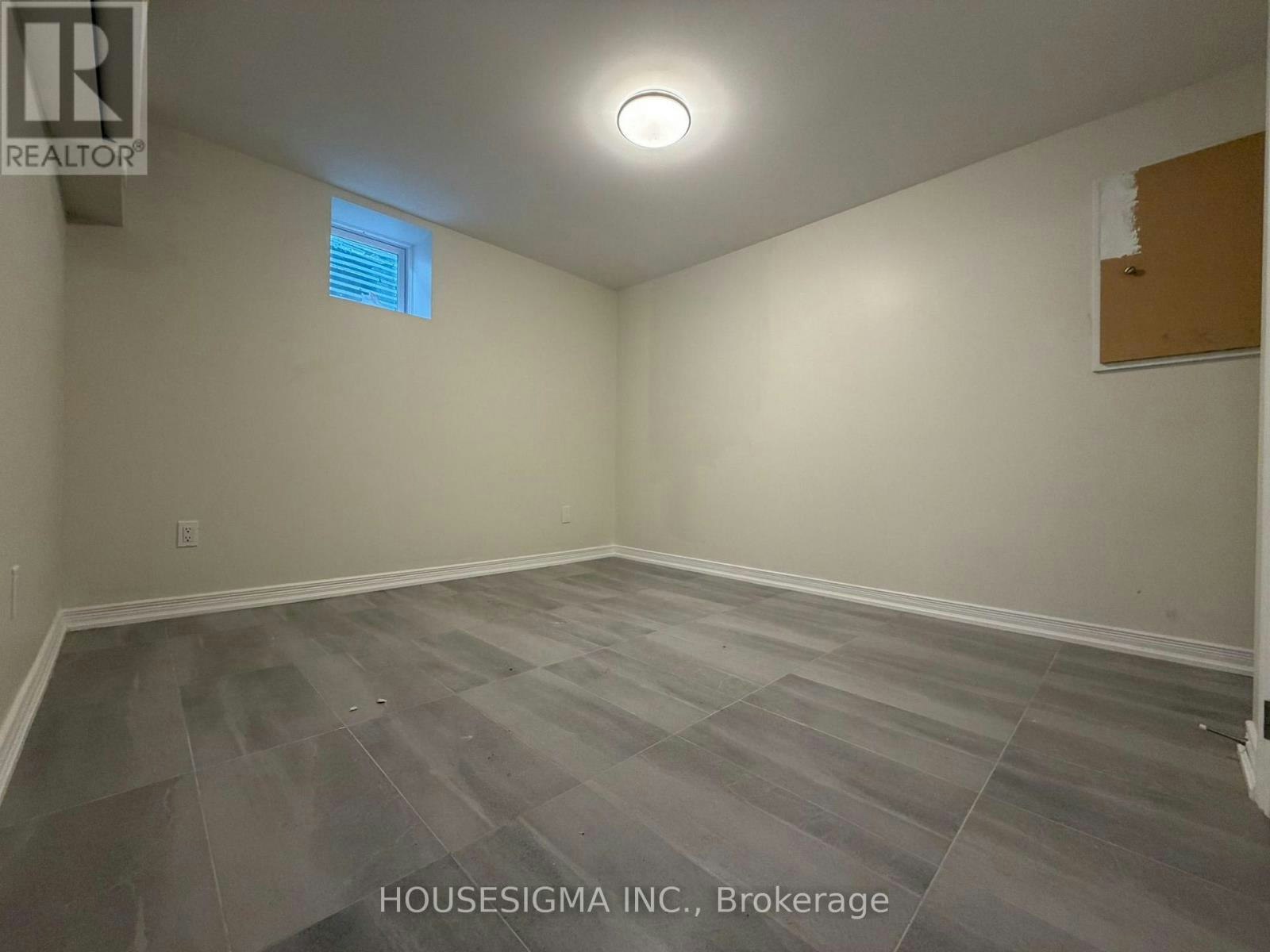 LOWER 28 Level West Street N, Orillia, ON, L3V 5B8 - 10