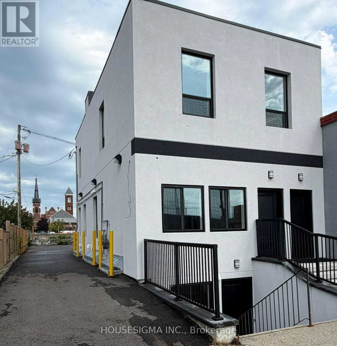 LOWER 28 Level West Street N, Orillia, ON, L3V 5B8 - 2