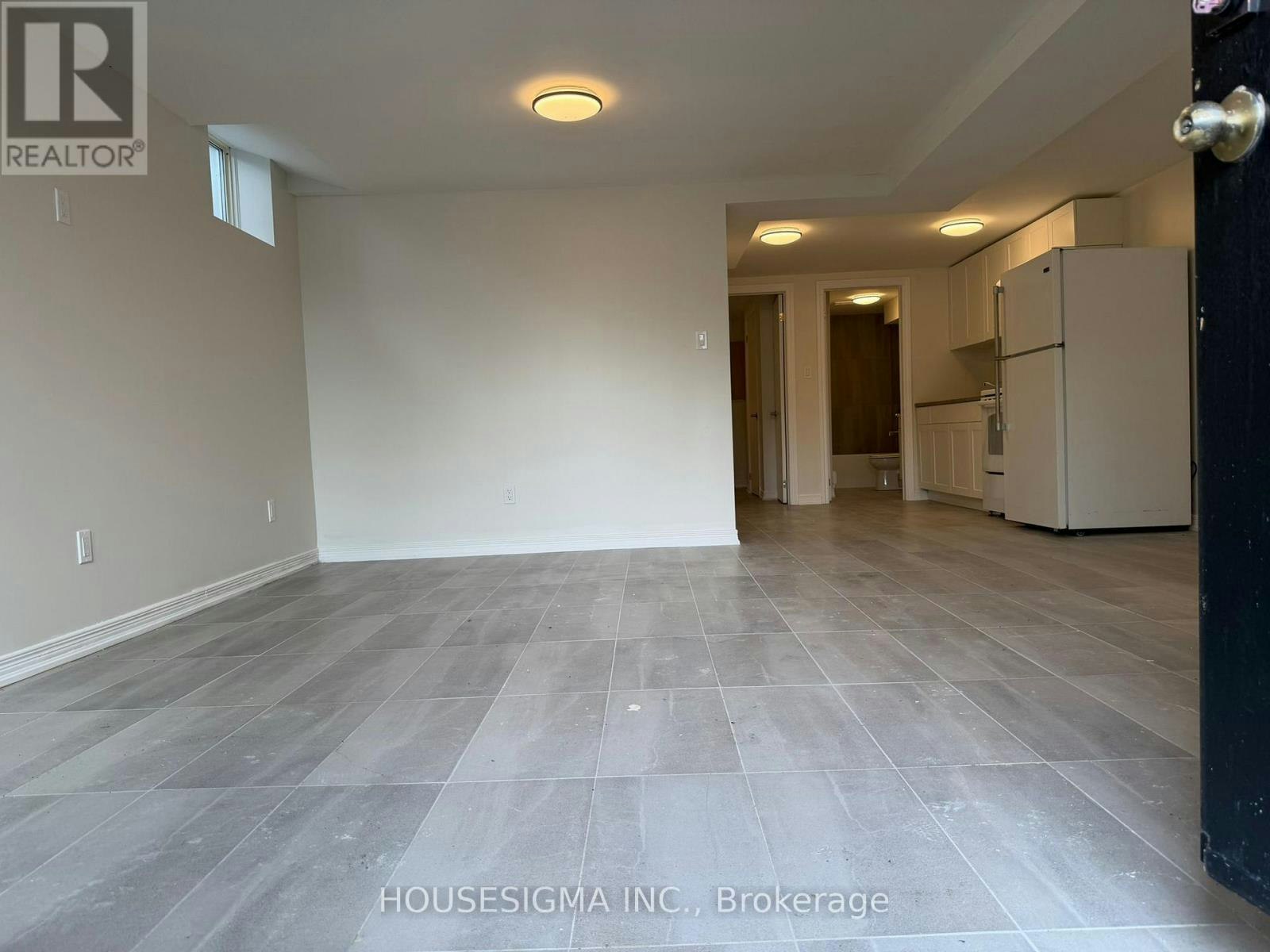 LOWER 28 Level West Street N, Orillia, ON, L3V 5B8 - 4