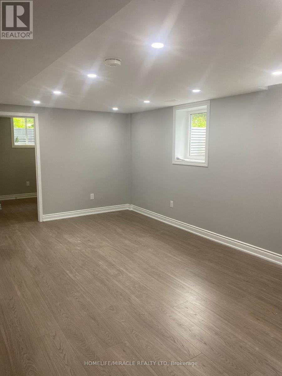 BSMT-53 Parkside Drive, Brampton, ON, L6Y 3A1 - 2