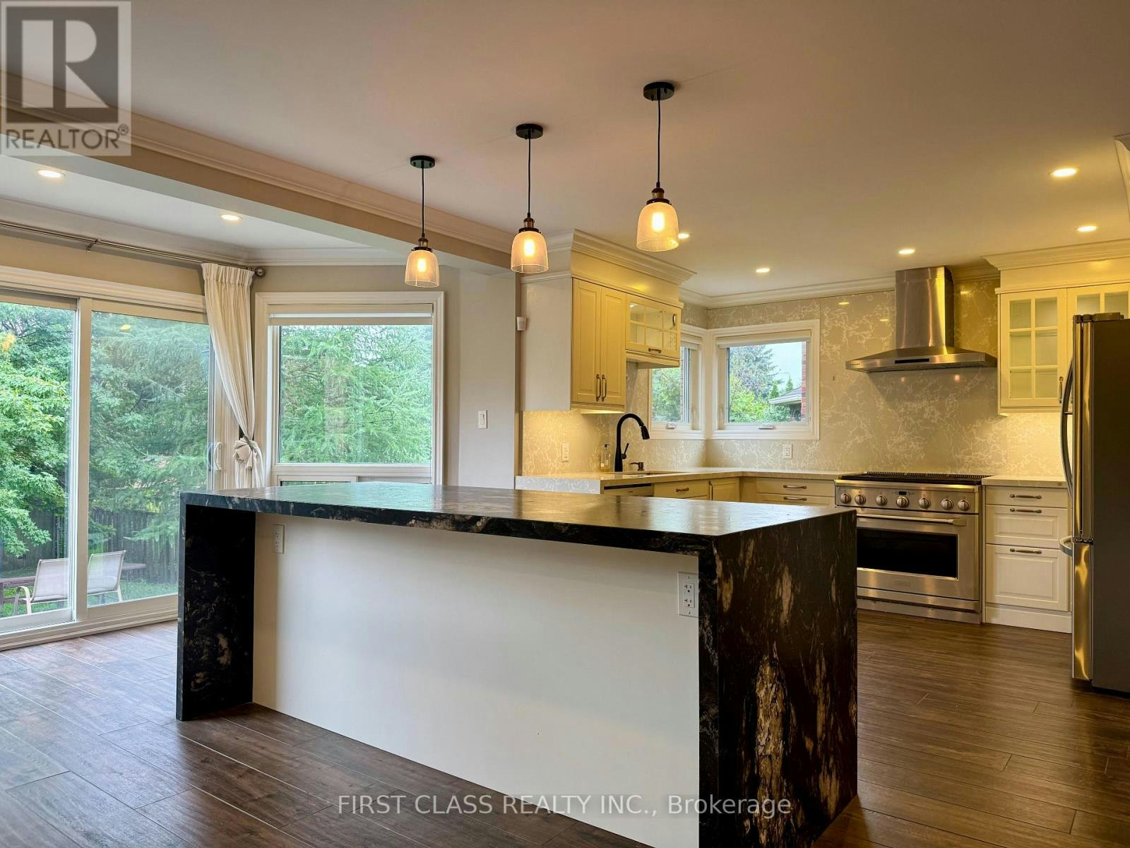 1230 Glenashton Drive, Oakville, ON, L6H 5L9 - 7