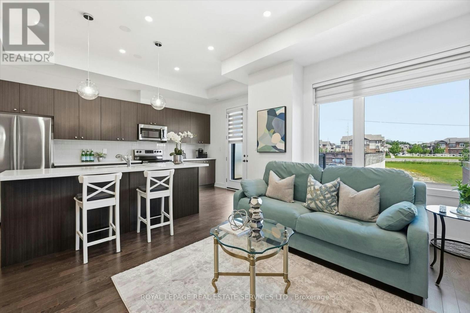 1403 Clarriage Court, Milton, ON, L9E 1L6 - 12