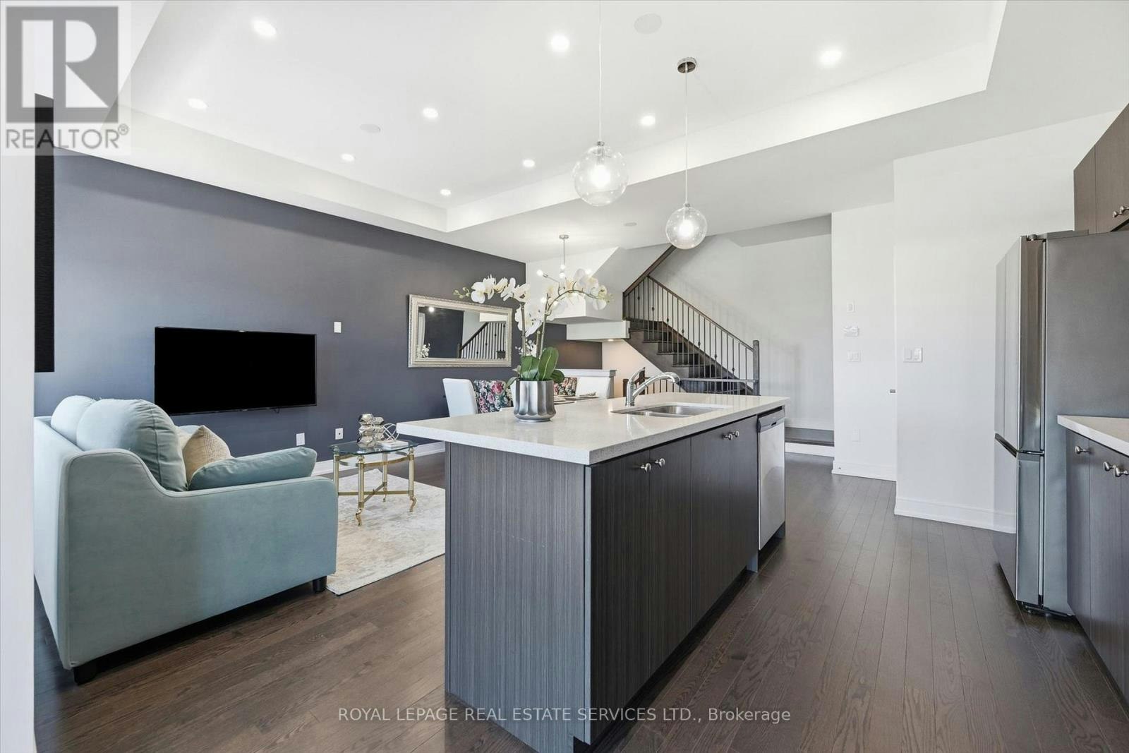1403 Clarriage Court, Milton, ON, L9E 1L6 - 16