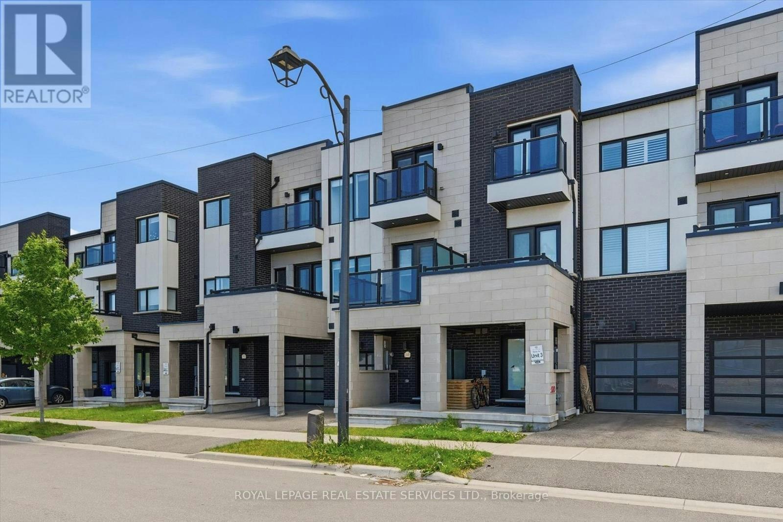 1403 Clarriage Court, Milton, ON, L9E 1L6 - 4