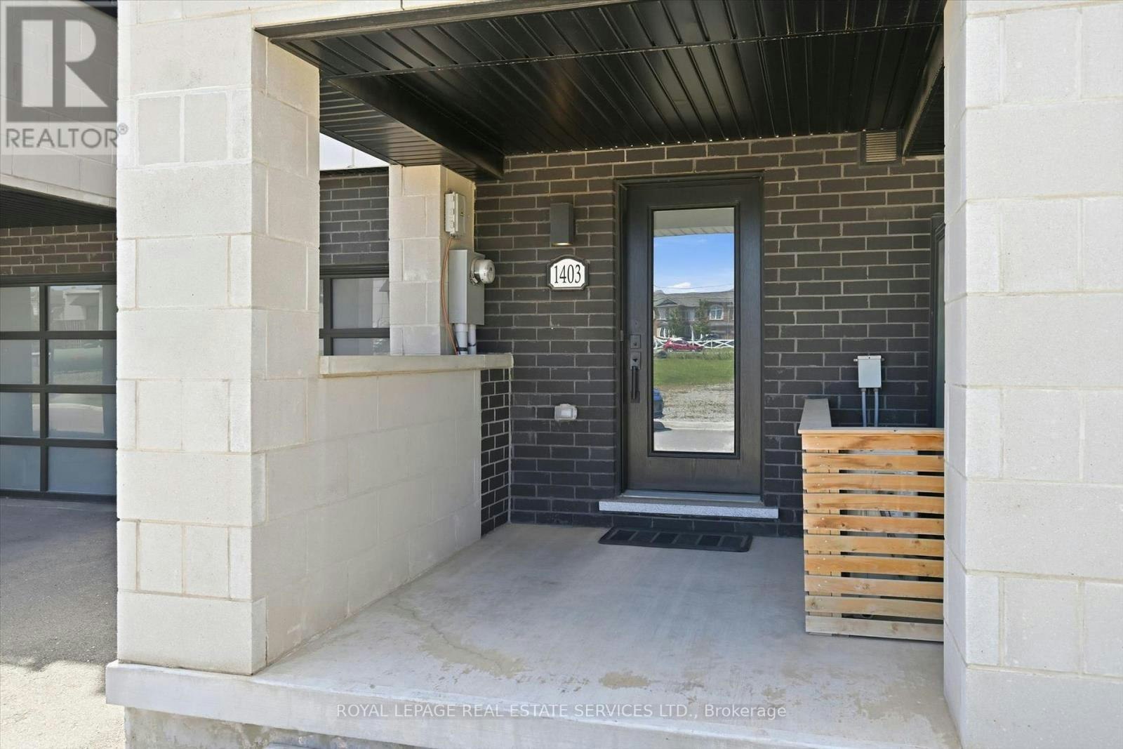 1403 Clarriage Court, Milton, ON, L9E 1L6 - 5