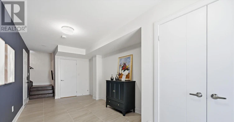 1403 Clarriage Court, Milton, ON, L9E 1L6 - 8