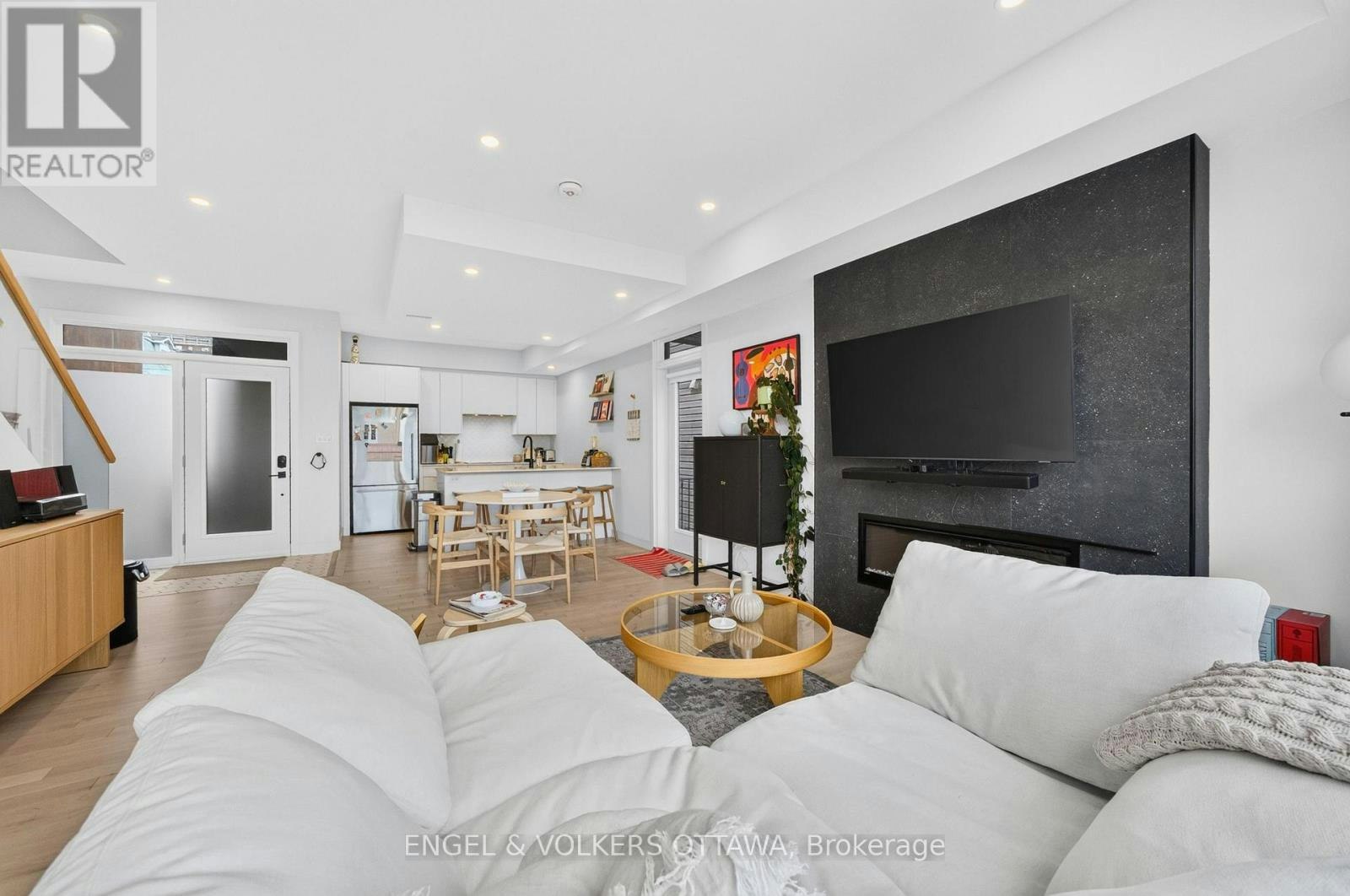B-117 Carruthers Avenue, Ottawa, ON, K1Y 1N4 - 9